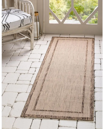 Contemporary outdoor border border rug - Rugs
