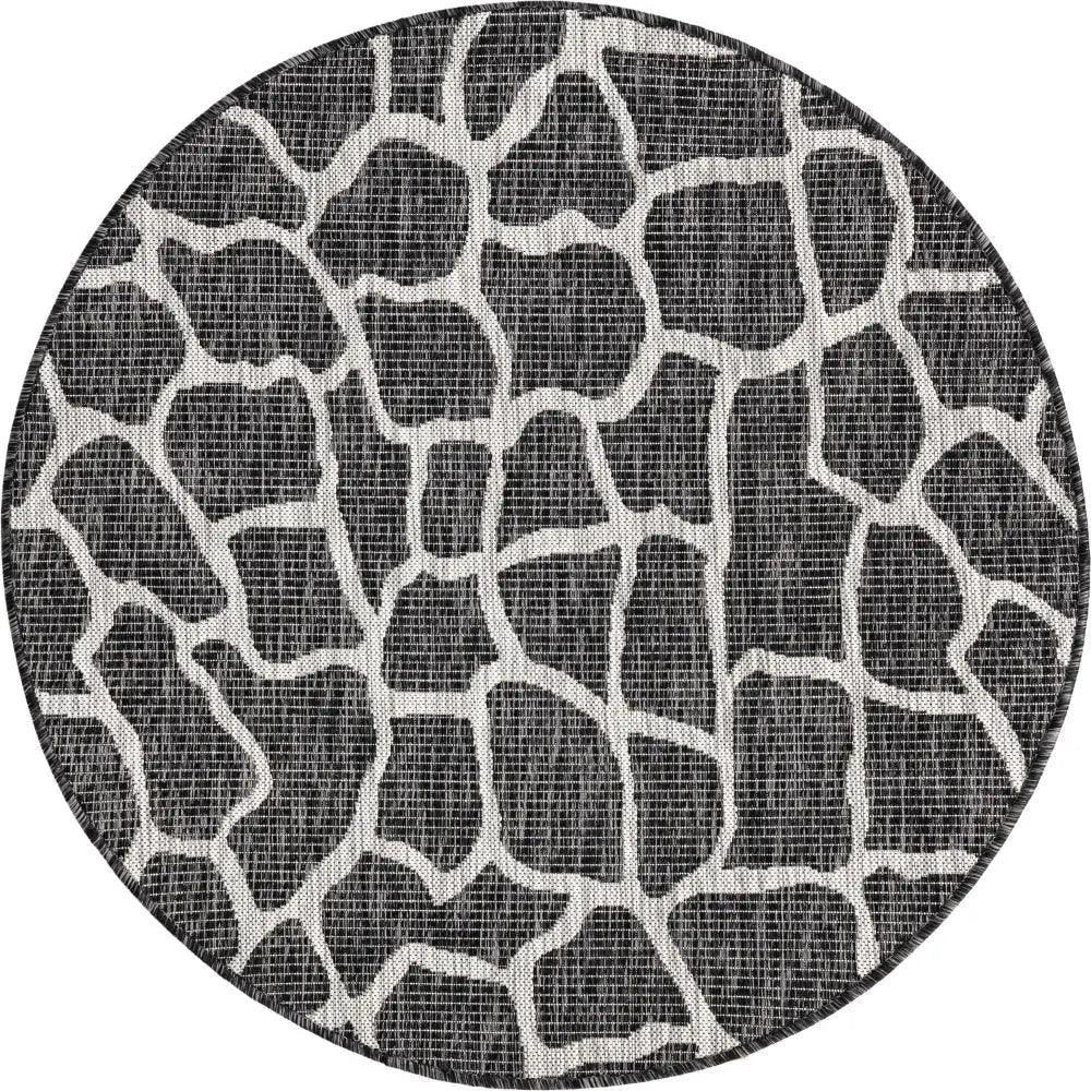 Contemporary outdoor safari giraffe rug - Charcoal Gray / 4’