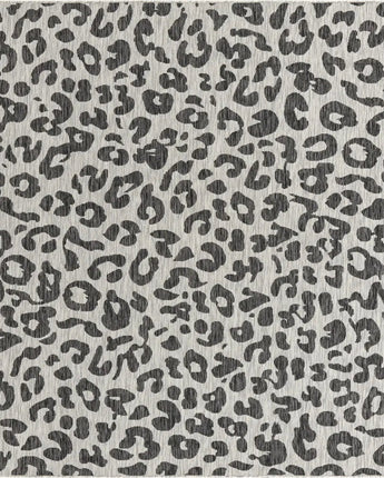 Contemporary outdoor safari leopard rug - Light Gray / 7’ 10