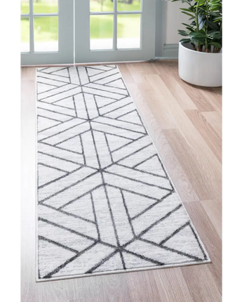 Geometric matrix trellis motif rug - Area Rugs