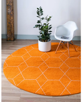 Geometric trellis frieze rug (round) - Area Rugs