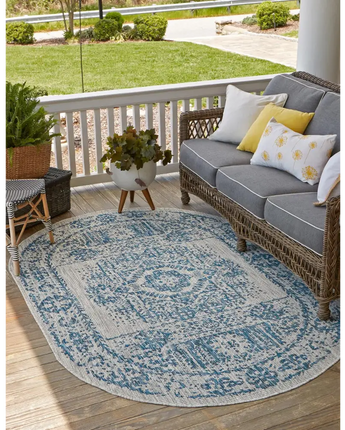 Traditional outdoor traditional timeworn rug - Rugs
